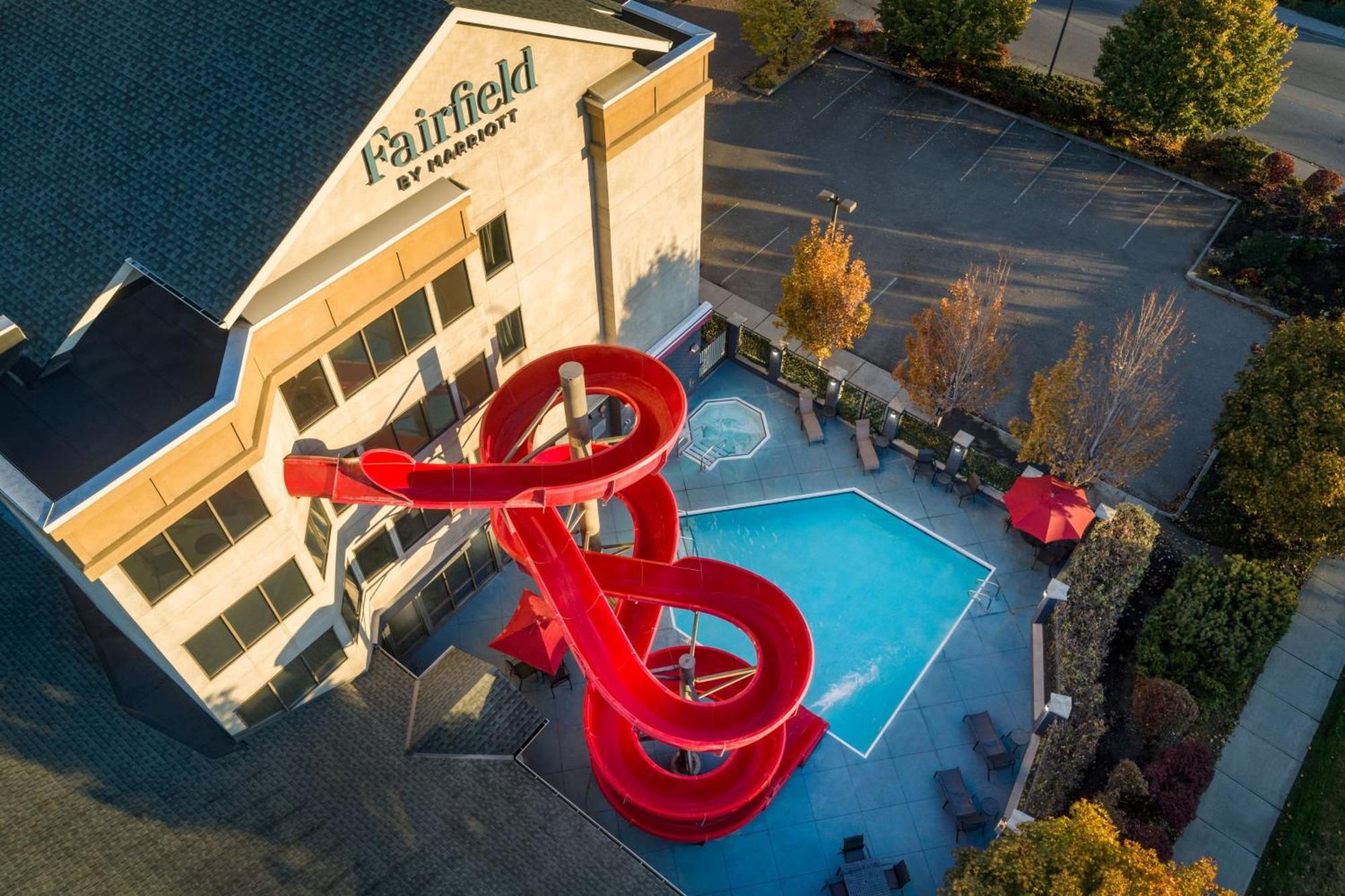 Fairfield Inn & Suites By Marriott Kelowna Exterior foto