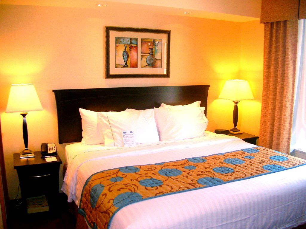 Fairfield Inn & Suites By Marriott Kelowna Exterior foto