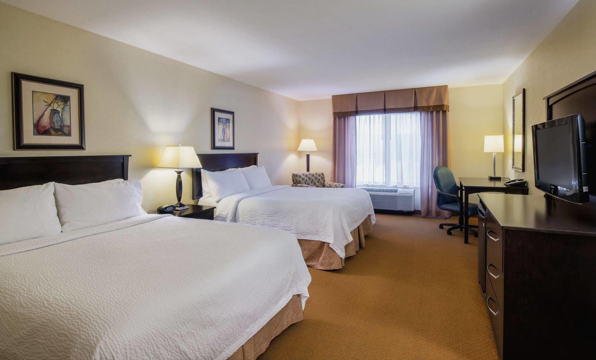 Fairfield Inn & Suites By Marriott Kelowna Exterior foto