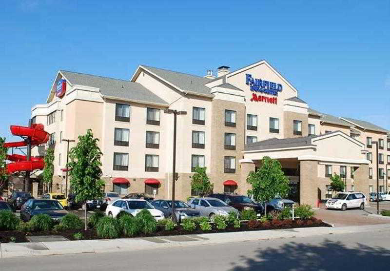 Fairfield Inn & Suites By Marriott Kelowna Exterior foto
