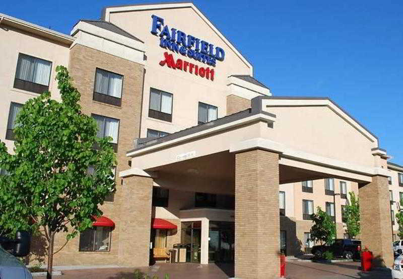 Fairfield Inn & Suites By Marriott Kelowna Exterior foto